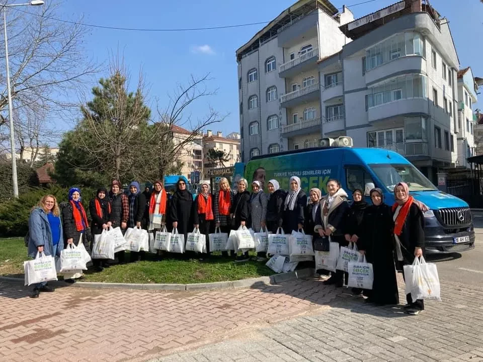 Ak kadınlar binlerce haneye ulaştı!!! 