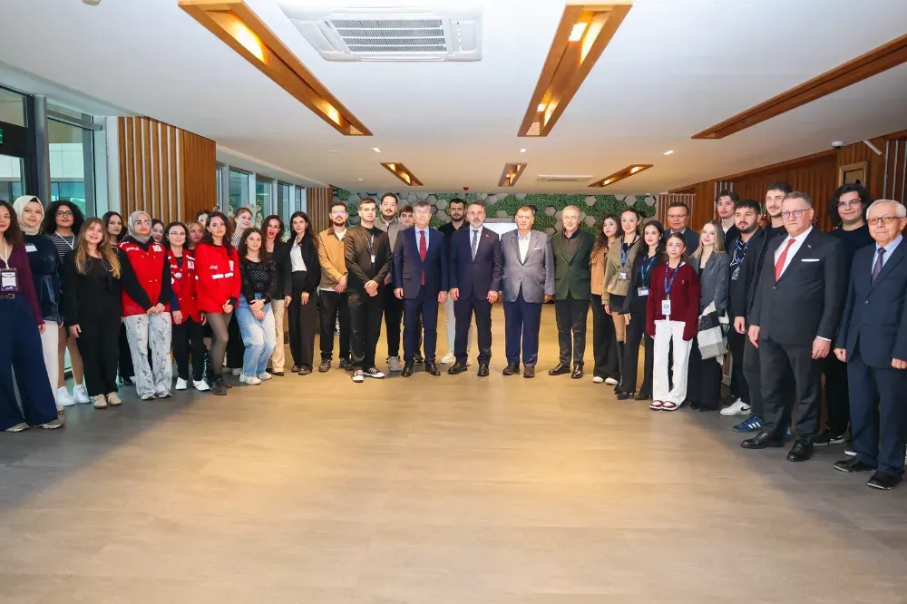 Başkan Vekili Biba'dan üniversitelilere mesaj: Sizin olanı size sunuyoruz