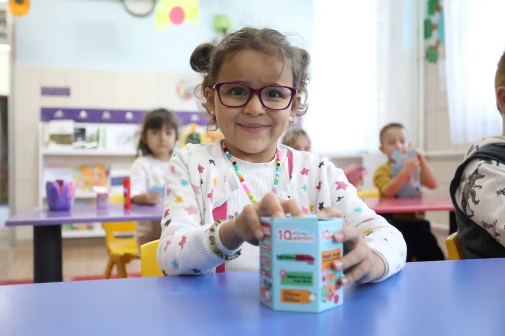 İnegöl'de Çocuklara Kitap Sevgisi ve Tasarruf Bilinci Kazandıracak Çalışma