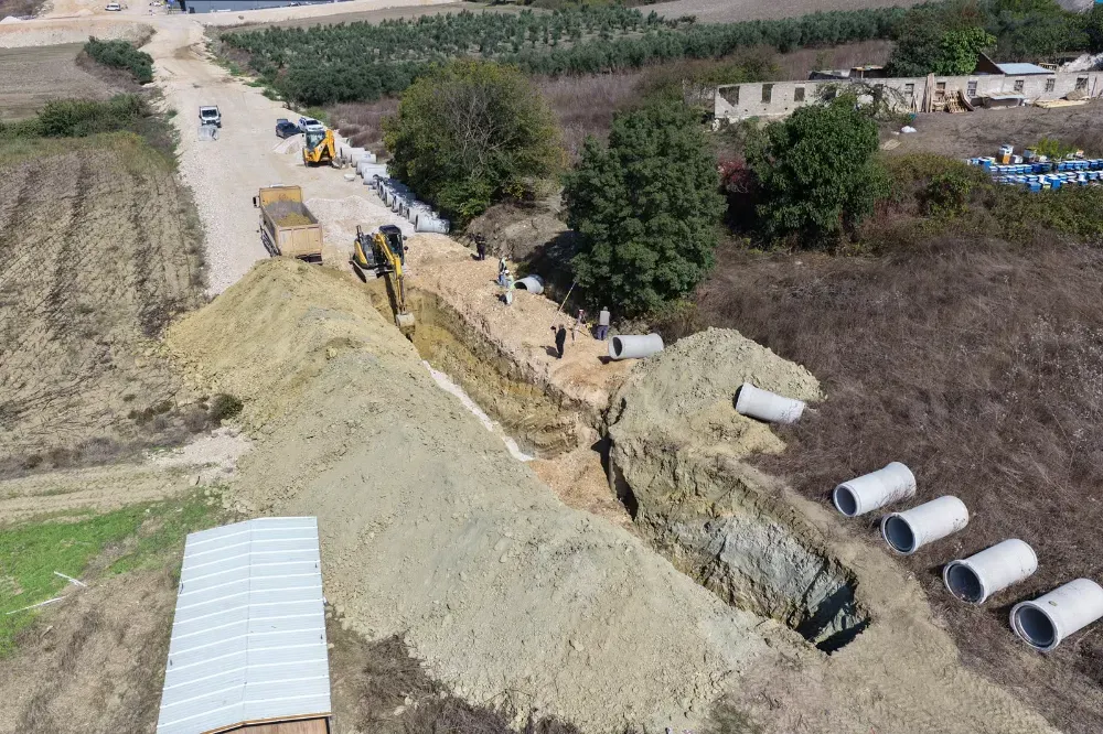 Büyükşehir'den Görükle'de yeni yola yeni altyapı